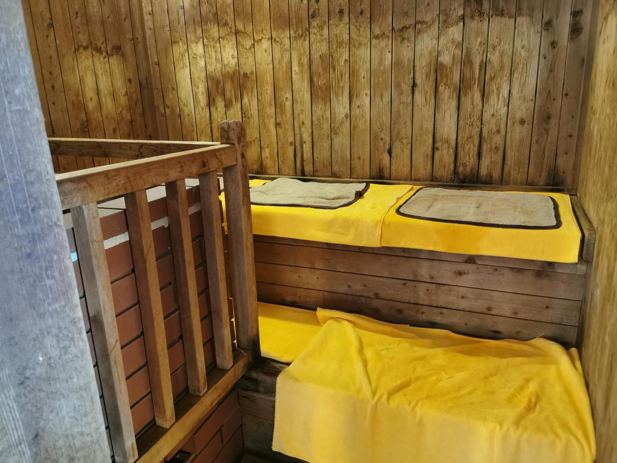 Отель Yura Onsen Yaotome Цуруока Экстерьер фото