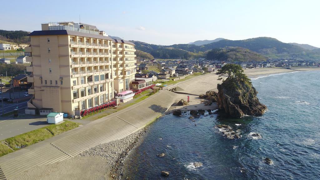 Отель Yura Onsen Yaotome Цуруока Экстерьер фото